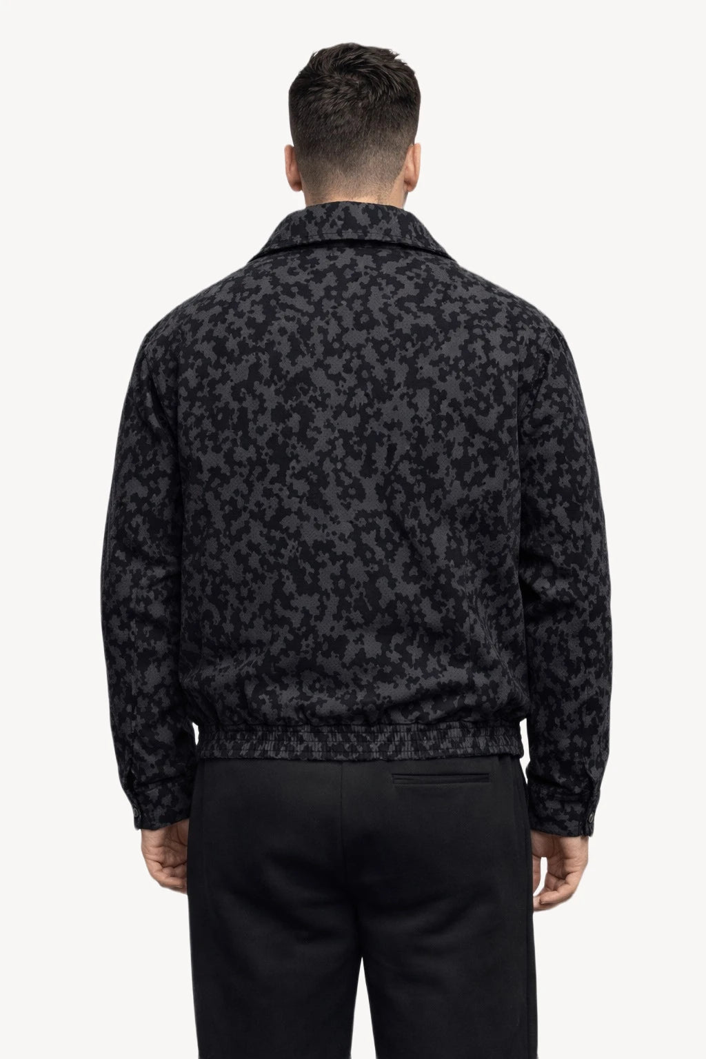 Desenli Siyah Erkek Bomber Mont