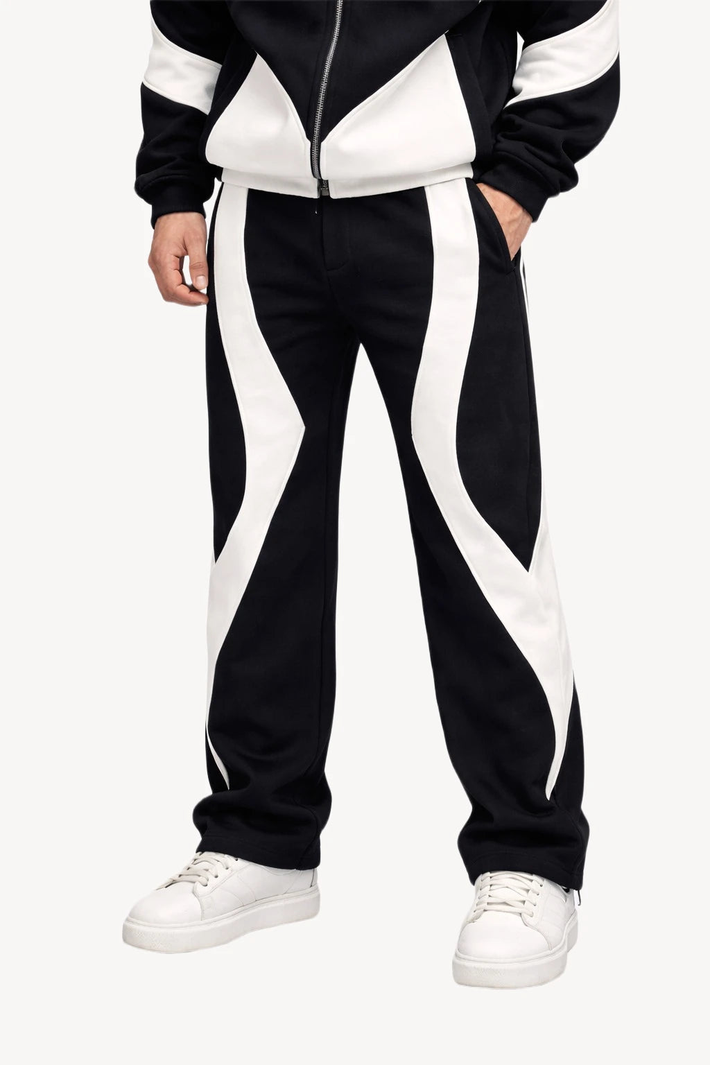 Siyah-Beyaz Kontrast Detaylı Erkek Eşofman Takımı