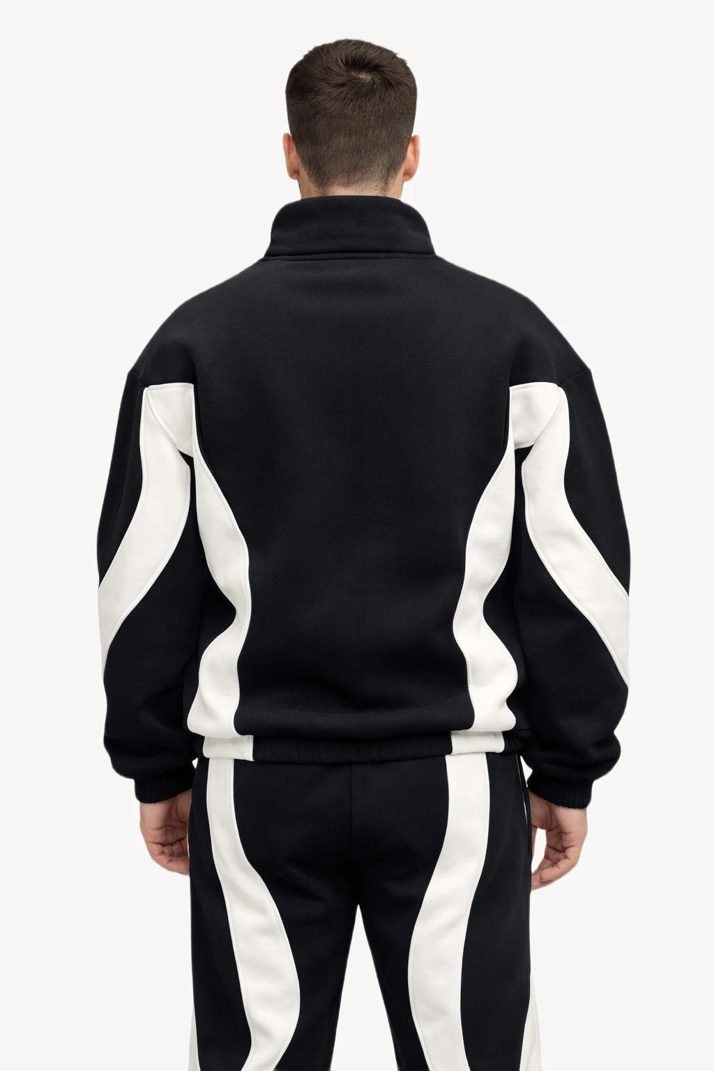 Siyah-Beyaz Kontrast Detaylı Erkek Eşofman Takımı