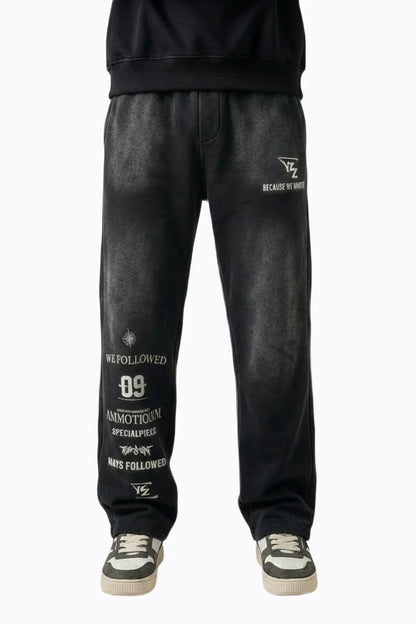 Eskitme Detaylı Baskılı Bol Kesim Erkek Eşofman Altı (Siyah)